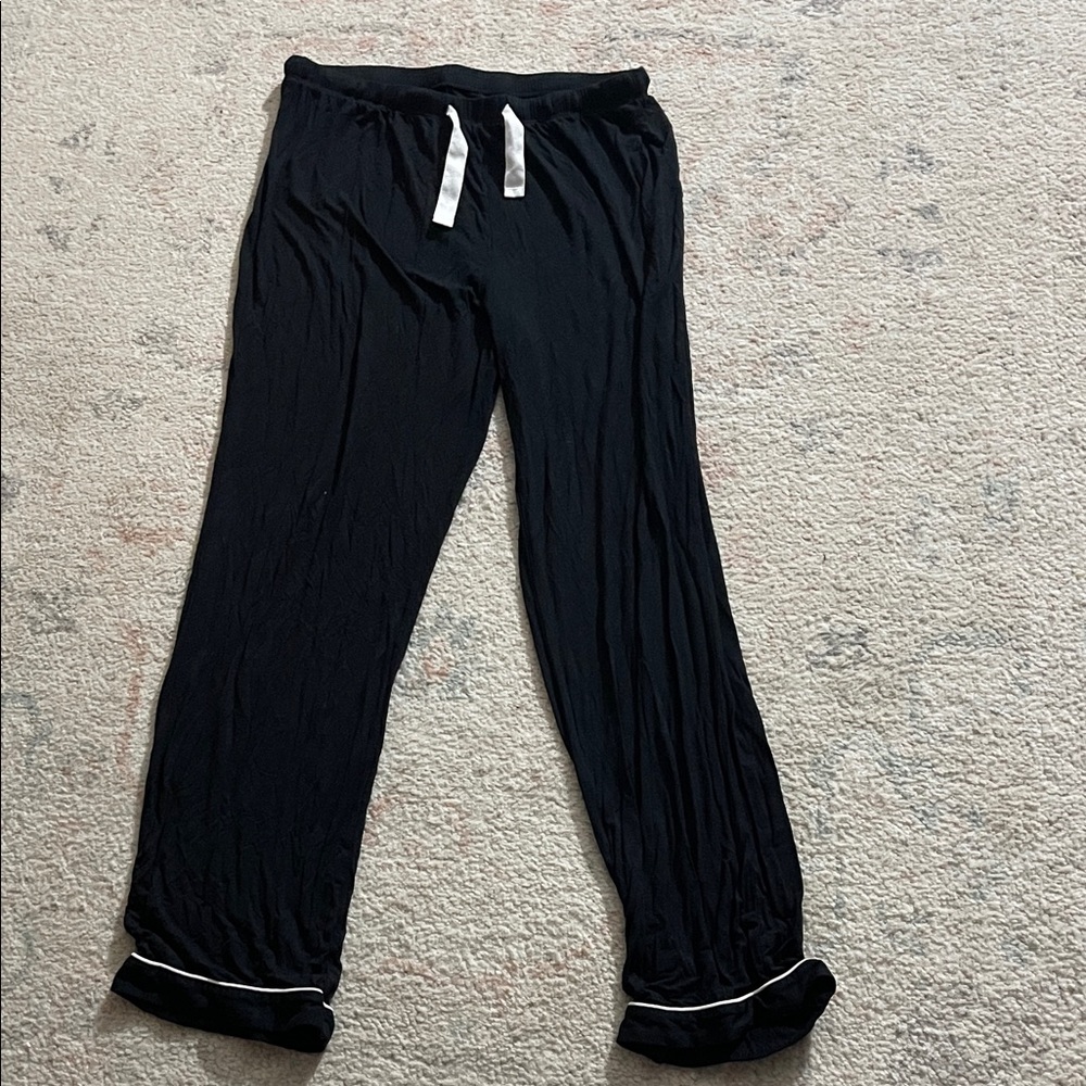 Colorfulleaf Black Lounge Pants with White Drawstring